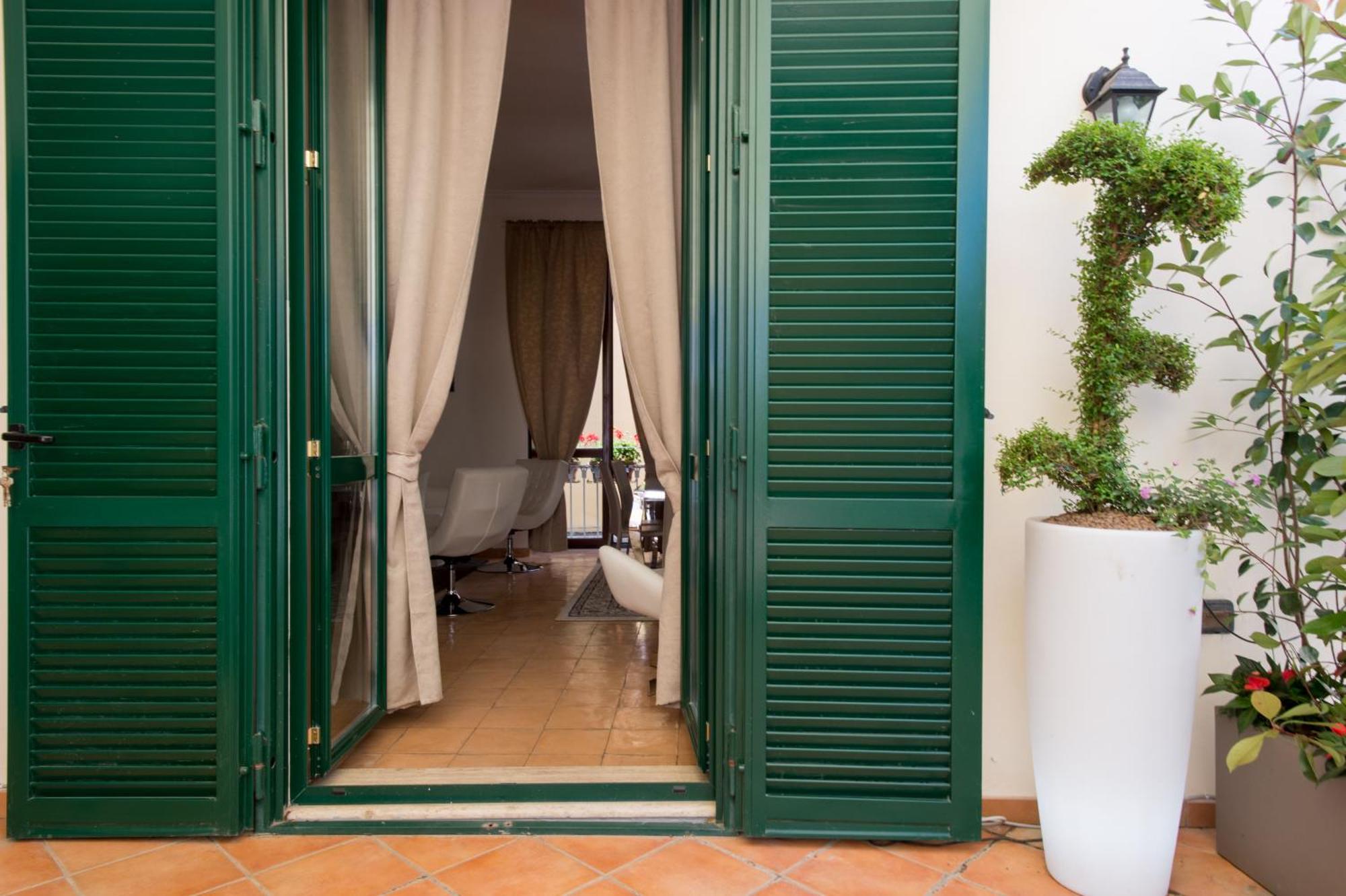 Boutique Apartment Al Duomo Salerno Dış mekan fotoğraf